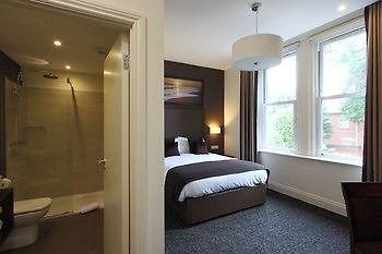 Chalfield Manor Boutique Hotel Bournemouth Eksteriør bilde