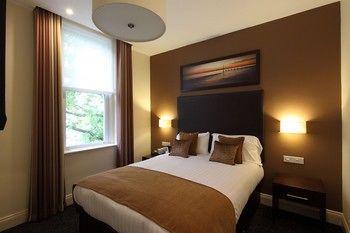 Chalfield Manor Boutique Hotel Bournemouth Eksteriør bilde